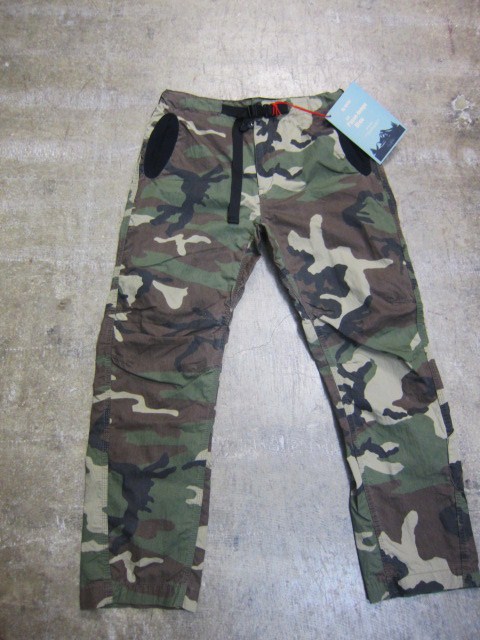 Le Temps Bleu By Kato ・・・ CAMO EASY CLIMBING PANTS!★!_d0152280_2326936.jpg