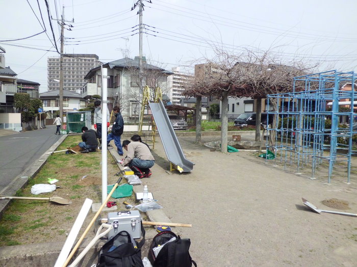 ３月３０日、松戸市ＪＲ馬橋駅付近の公園除染計画です。ボランティア募集します！_a0211294_21361112.jpg