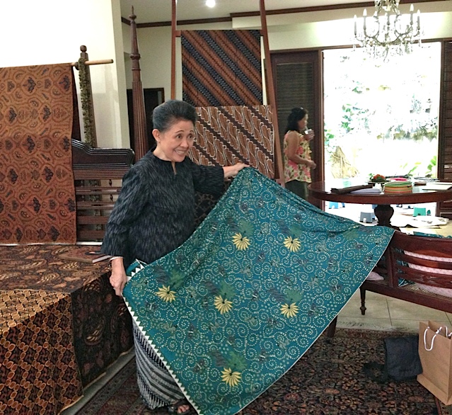 2度目のBatik体験_f0197215_1875383.jpg