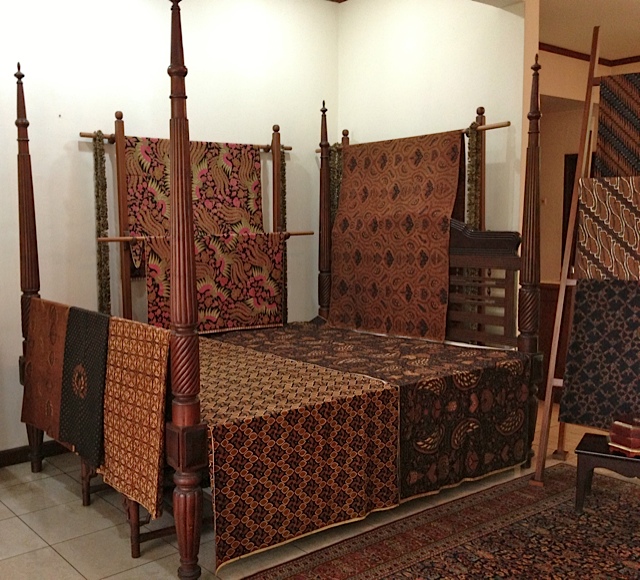 2度目のBatik体験_f0197215_188128.jpg