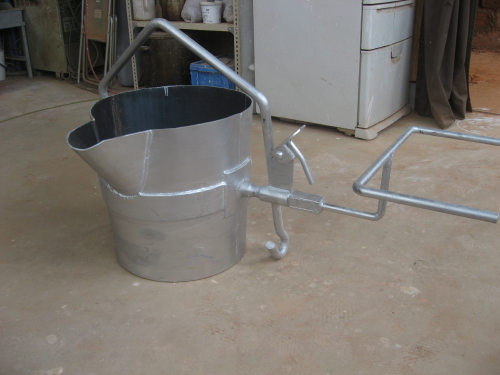 取鍋(とりべ) 鋳物師の手記