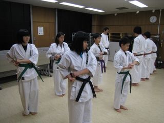 手稲教室 本日も大盛況 元気に稽古!_c0118332_2302293.jpg
