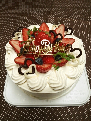 可愛い友達へ 苺ショートの誕生日ケーキ 手作りお菓子大好き Sweets5 可愛い友達へ 苺ショートの誕生日ケーキ 手作りお菓子大好き Sweets5