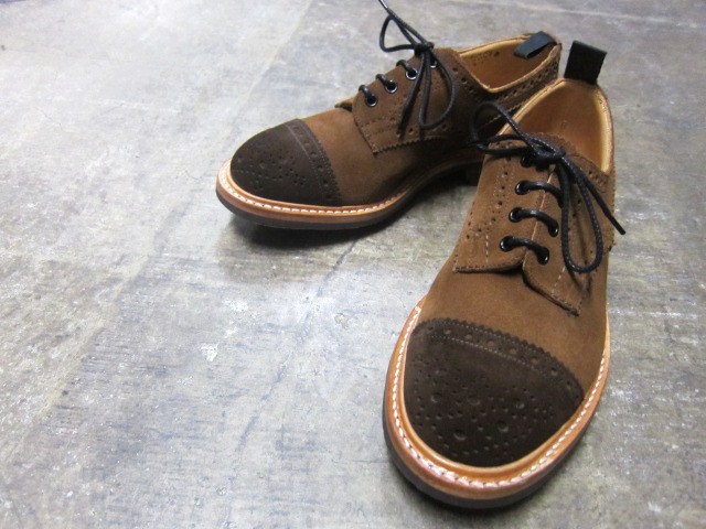 Tricker\'s ･･･ Country BROGUE Lo (COFFEE Burnished) 嬉しい再入荷！★！_d0152280_0115889.jpg