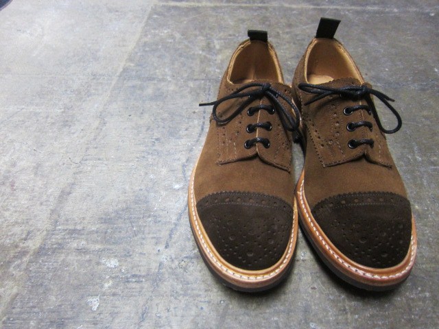 Tricker\'s ･･･ Country BROGUE Lo (COFFEE Burnished) 嬉しい再入荷！★！_d0152280_0121784.jpg