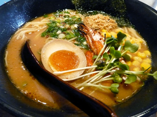 かみあり製麺@出雲 ☆(えび味噌らーめん)_f0080612_22203374.jpg