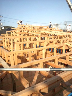 福山市で進行していた『ピュアガーデンのある家』が上棟を迎えました！_e0029115_1813491.jpg