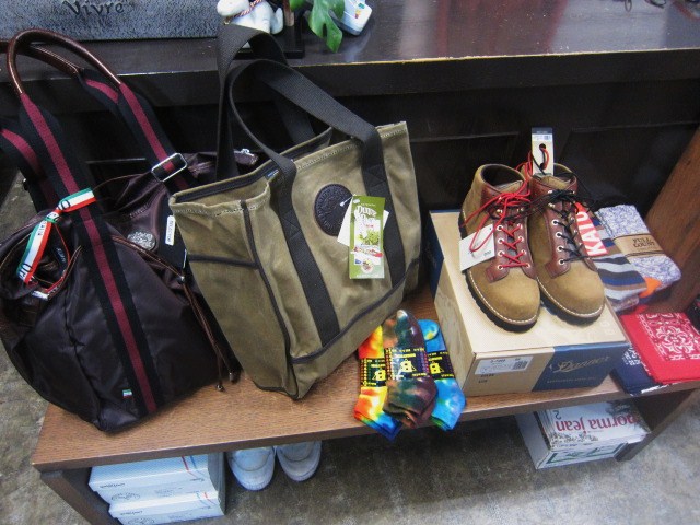 WHITE\'S Boots ・・・ SEMI DRESS (ワイズ・当店別注仕様) 履き易さ◎_d0152280_10353871.jpg