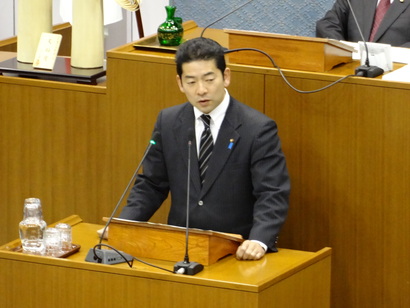 予算修正案に賛成討論 <3月議会終了>_d0129296_16292849.jpg