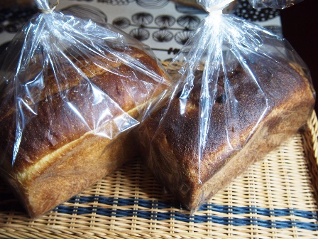 2,100円の超高級食パン_e0167593_26860.jpg