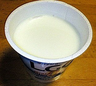 タカナシ乳業：「LGG脂肪ゼロヨーグルト」を食べた♪_c0014187_21444854.jpg