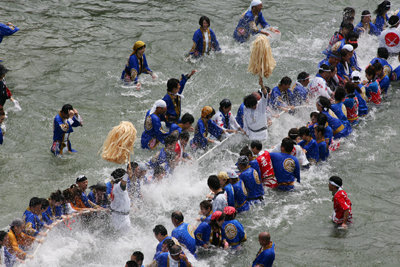 伊勢志摩スカイラインの話のつづき。山頂付近のレストハウス_b0169522_8455181.jpg