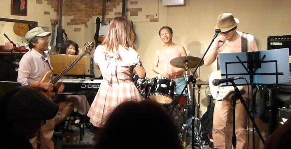 3月23日は、今年初めてのカラフルZOEライブでした!_e0188087_11323458.jpg