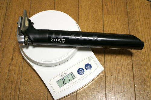 fi\'zi:k Cyrano Seat Post _c0033513_20543283.jpg