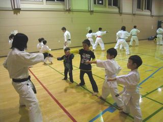 西町教室 新しい仲間が続々誕生!_c0118332_2319016.jpg
