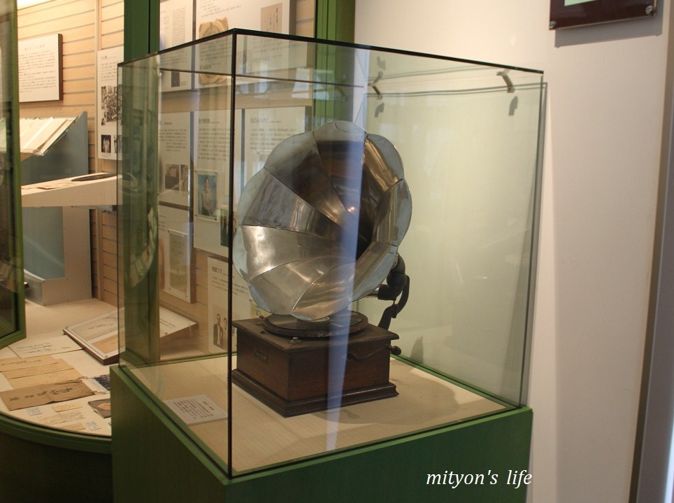 e0283472_239548.jpg