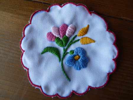 カロチャ刺繍のワークショップのお知らせ_f0127679_2001999.jpg