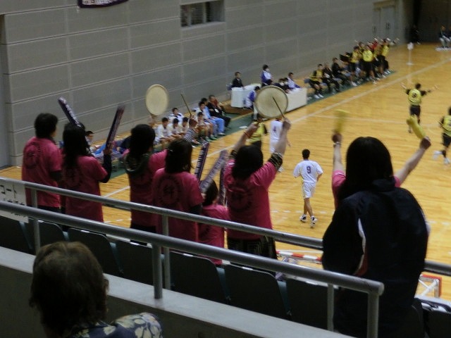 ハンドボールも格闘技 第36回全国高校ハンドボール選抜大会_f0141310_8224387.jpg