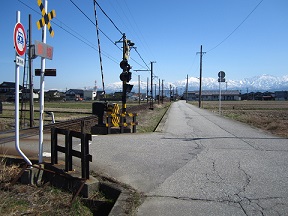 電車とかけっこしよう_a0243562_1202910.jpg