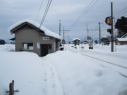 ラストシーンのロケ地、月岡駅へ_a0243562_14235337.jpg