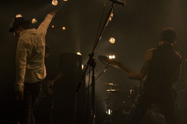 Live!!!_e0182444_13571290.jpg