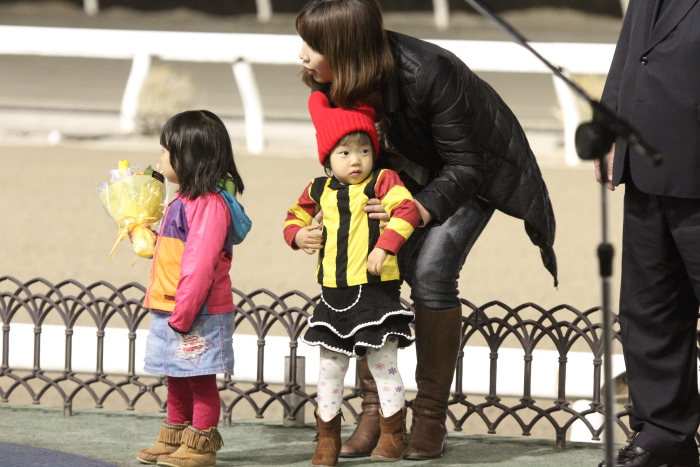 倉兼育康騎手 地方競馬1500勝達成表彰式_a0077663_7405170.jpg