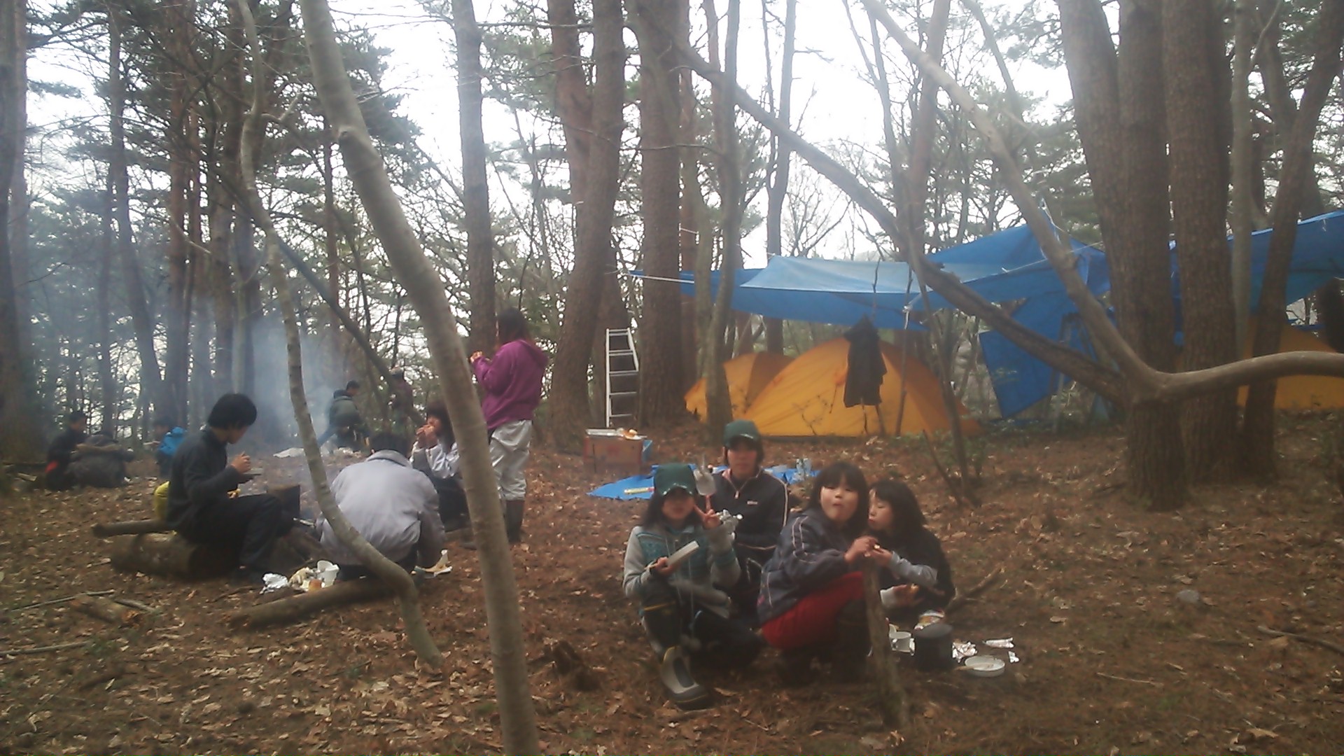 焚き火の匂いの衣類と一緒に移動_d0265607_8504790.jpg