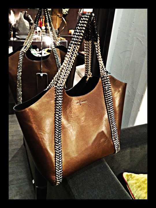 de Couture バッグ 残りわずか!!_b0115615_17361077.jpg