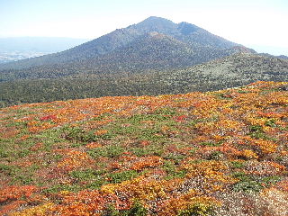 いつも訪れる三ツ石岳の風景_f0105112_7462628.jpg