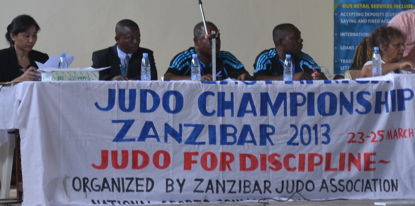 THE RESULT OF ZANZIBAR -THE 7TH EAST AFRICA JUDO CHAMPIONSHIP～東アフリカ柔道大会結果ザンジバル_a0088841_0423141.jpg