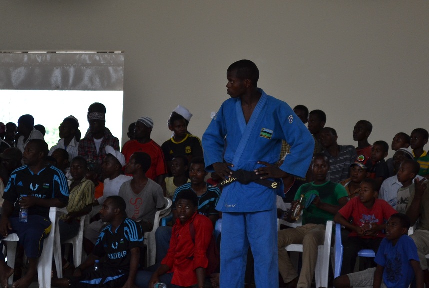 THE RESULT OF ZANZIBAR -THE 7TH EAST AFRICA JUDO CHAMPIONSHIP～東アフリカ柔道大会結果ザンジバル_a0088841_1201466.jpg