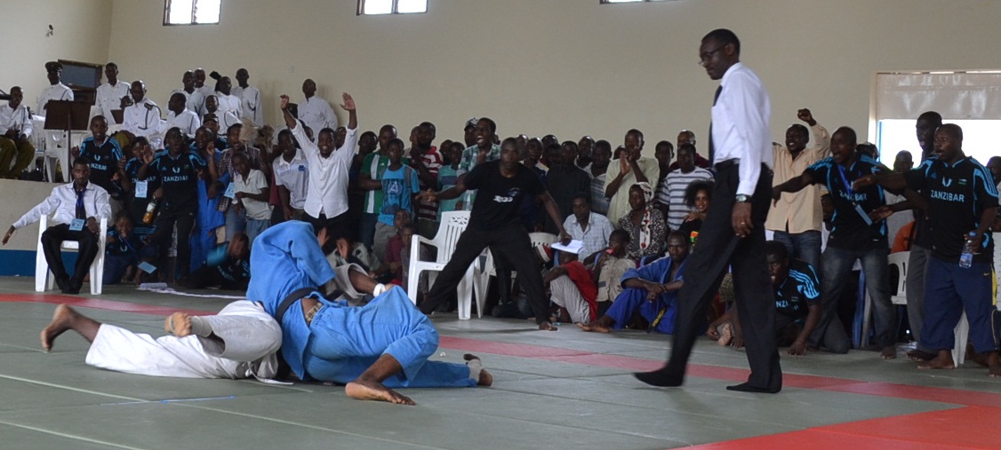 THE RESULT OF ZANZIBAR -THE 7TH EAST AFRICA JUDO CHAMPIONSHIP～東アフリカ柔道大会結果ザンジバル_a0088841_121988.jpg