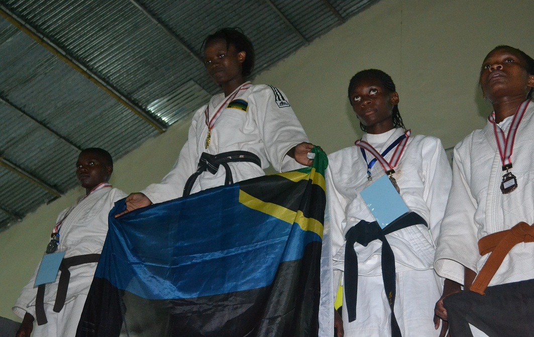 THE RESULT OF ZANZIBAR -THE 7TH EAST AFRICA JUDO CHAMPIONSHIP～東アフリカ柔道大会結果ザンジバル_a0088841_1263833.jpg