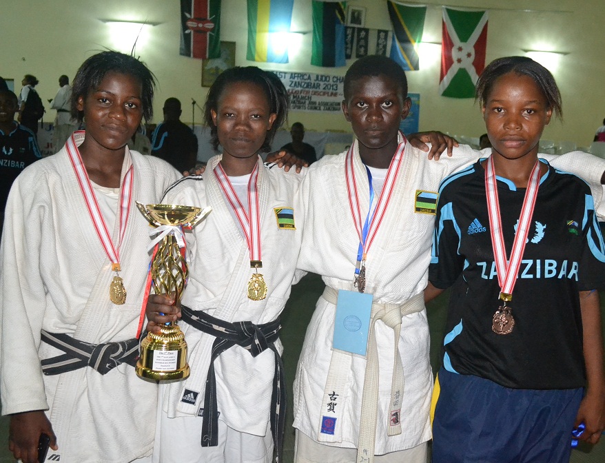 THE RESULT OF ZANZIBAR -THE 7TH EAST AFRICA JUDO CHAMPIONSHIP～東アフリカ柔道大会結果ザンジバル_a0088841_131461.jpg