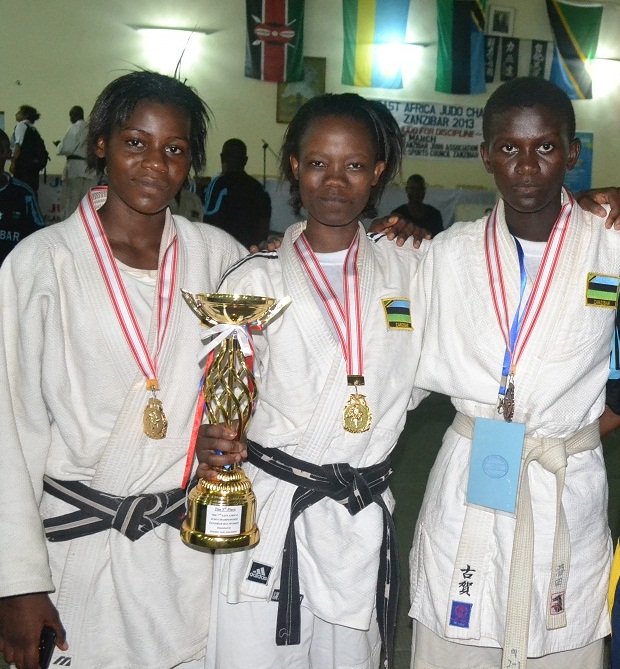 THE RESULT OF ZANZIBAR -THE 7TH EAST AFRICA JUDO CHAMPIONSHIP～東アフリカ柔道大会結果ザンジバル_a0088841_1402314.jpg