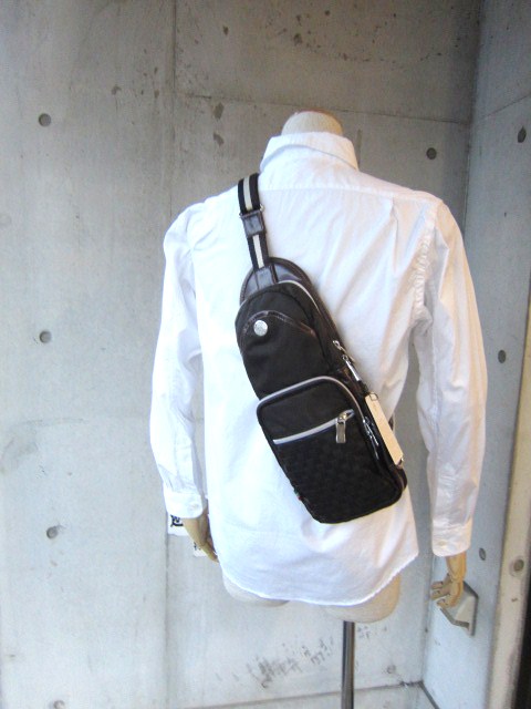 Orobianco ・・・ 秀逸Bottle One Shoulder BAG!★!_d0152280_22415939.jpg