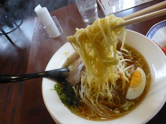 彩華ラーメン宝塚店_c0118393_1622117.jpg