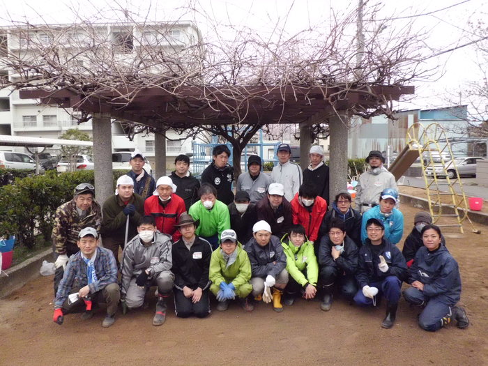 松戸市新作の公園除染、原発事故前の数値に戻す事が出来ました。_a0211294_23454845.jpg