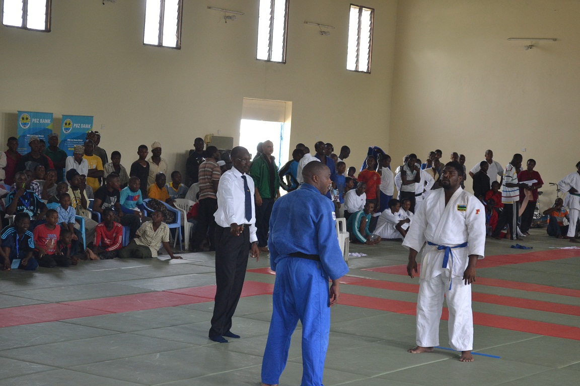 THE RESULT OF ZANZIBAR -THE 7TH EAST AFRICA JUDO CHAMPIONSHIP～東アフリカ柔道大会結果ザンジバル_a0088841_22505137.jpg