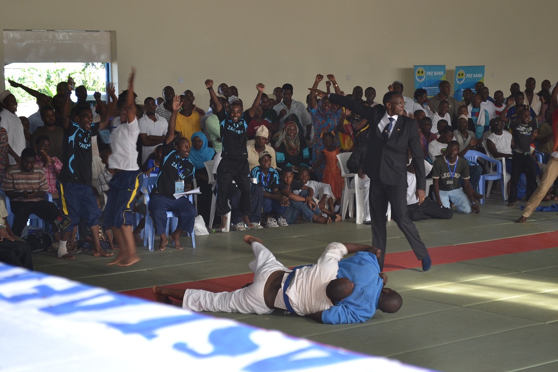 THE RESULT OF ZANZIBAR -THE 7TH EAST AFRICA JUDO CHAMPIONSHIP～東アフリカ柔道大会結果ザンジバル_a0088841_22512915.jpg