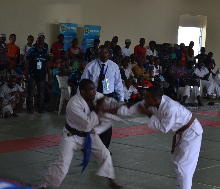 THE RESULT OF ZANZIBAR -THE 7TH EAST AFRICA JUDO CHAMPIONSHIP～東アフリカ柔道大会結果ザンジバル_a0088841_2321754.jpg