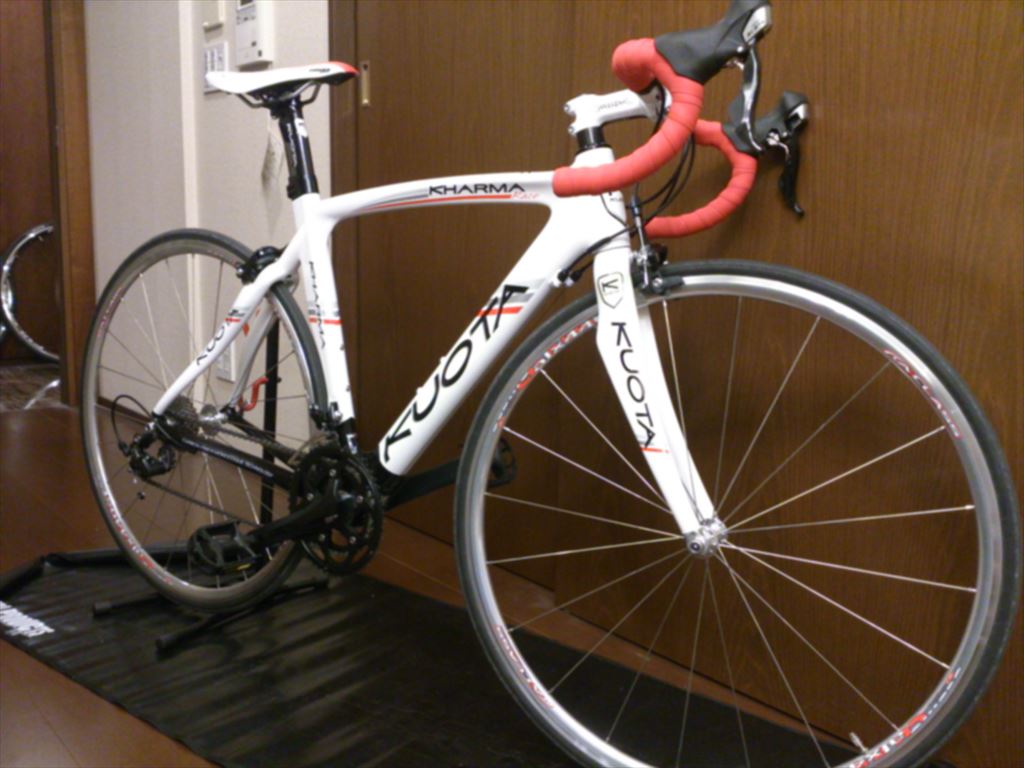 KUOTA KHARMA(値下げしました) KUOTA KHARMA ロードバイク ホワイト/ブラック - メルカリ