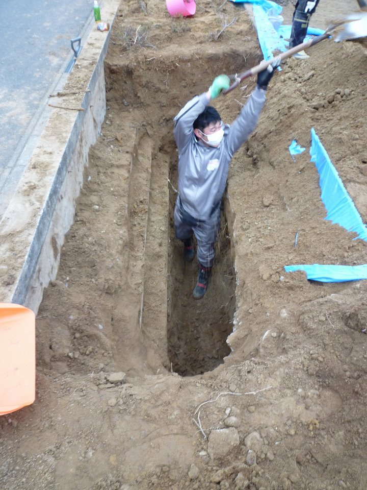 松戸市新作の公園除染、原発事故前の数値に戻す事が出来ました。_a0211294_9585072.jpg