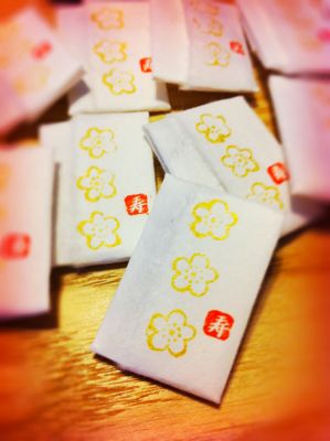 ペーパーアイテム① 手作りで招待状_c0043737_16203640.jpg