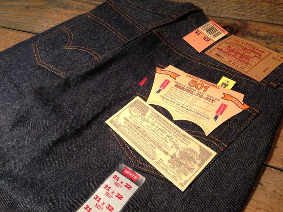 4月6日(土)大阪店スーペリア入荷!①デッドストックアイテム編!Made In USA Levi\'s 501!!(大阪アメ村店)_c0078587_20433389.jpg