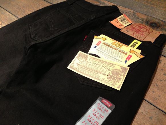 4月6日(土)大阪店スーペリア入荷!①デッドストックアイテム編!Made In USA Levi\'s 501!!(大阪アメ村店)_c0078587_2045976.jpg
