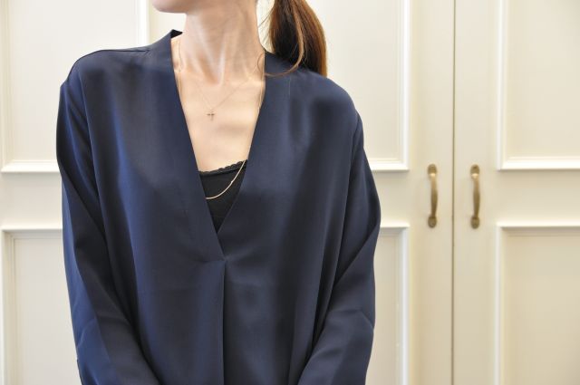 ロングシャツと言えば・・・ STUDIO NICHOLSON._b0110586_20382878.jpg
