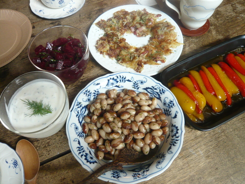 4月の持ち寄りランチ_f0206733_14551442.jpg