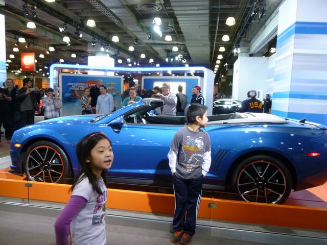 2013 NY International Auto Showは４月７日まで開催しています。 _a0170045_21523436.jpg