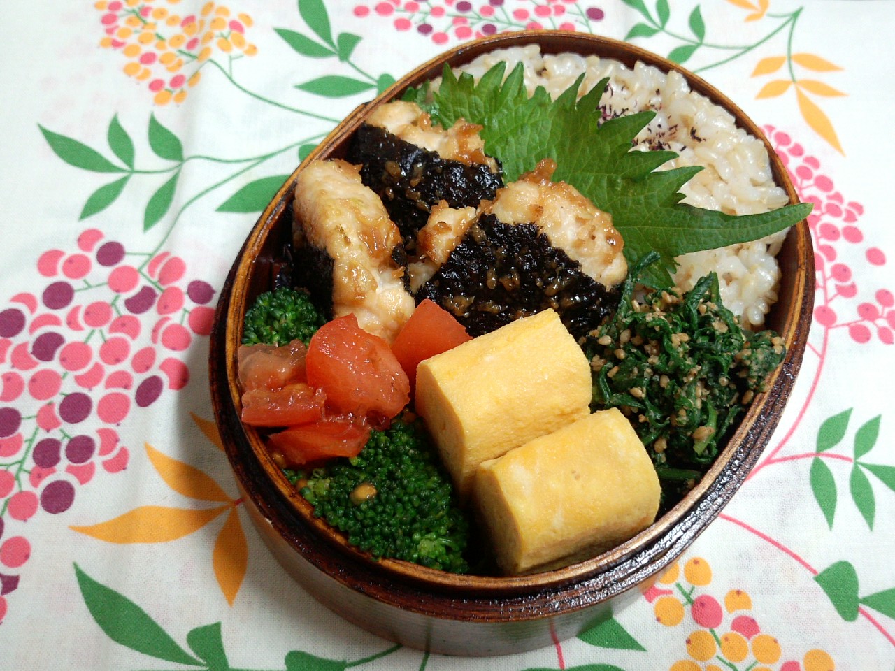 2013/4/4(木)豆腐つくねの海苔巻き弁当_b0052677_181569.jpg